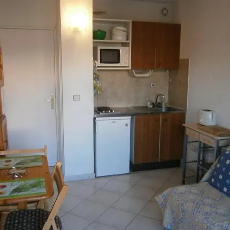 Comfortable Flat With Balcony Centre Daire Cannes